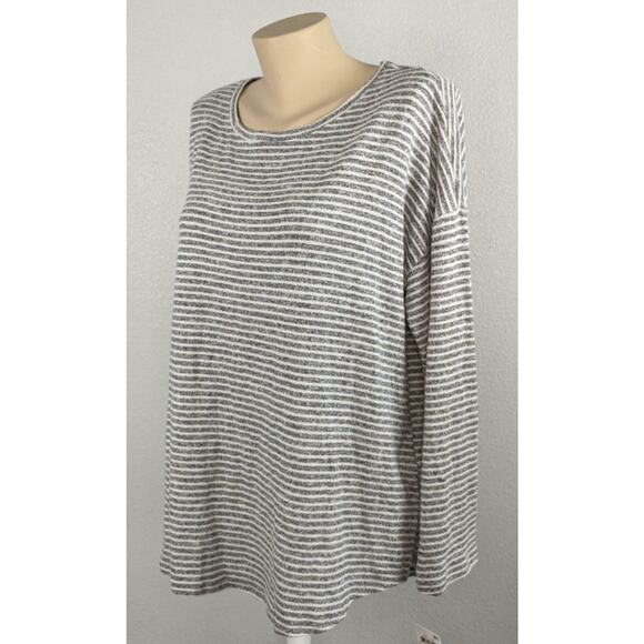 Style & Co Hannah Striped Top Black Stripe 0X Scoop Lightweight Comfortable Snit - Picture 2 of 9